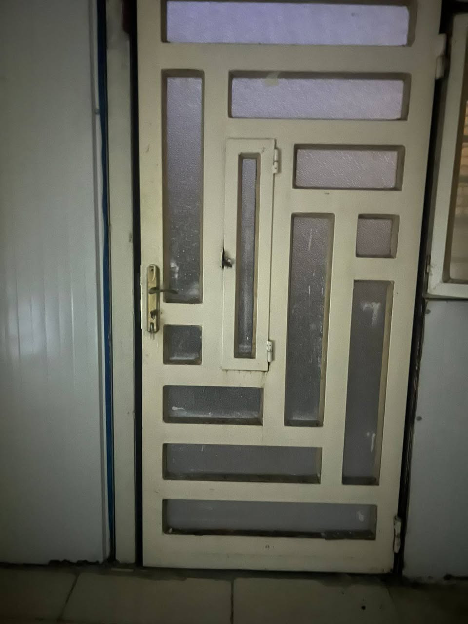 السلام عليكم للبيع درج حديد ثقيل وباب حديد سعر 250وقاطع pvc ويا باب pvc نظيف  و قطعه حبسن بورد وتغليف سعره 150قفل وباب pvcسعره 50 الأغراض نظيفه كلش


**إذا كنت صاحب هذا الإعلان وتريد حذفه لأي سبب، رجاءا أرسل رسالة إلى الدعم الفني**