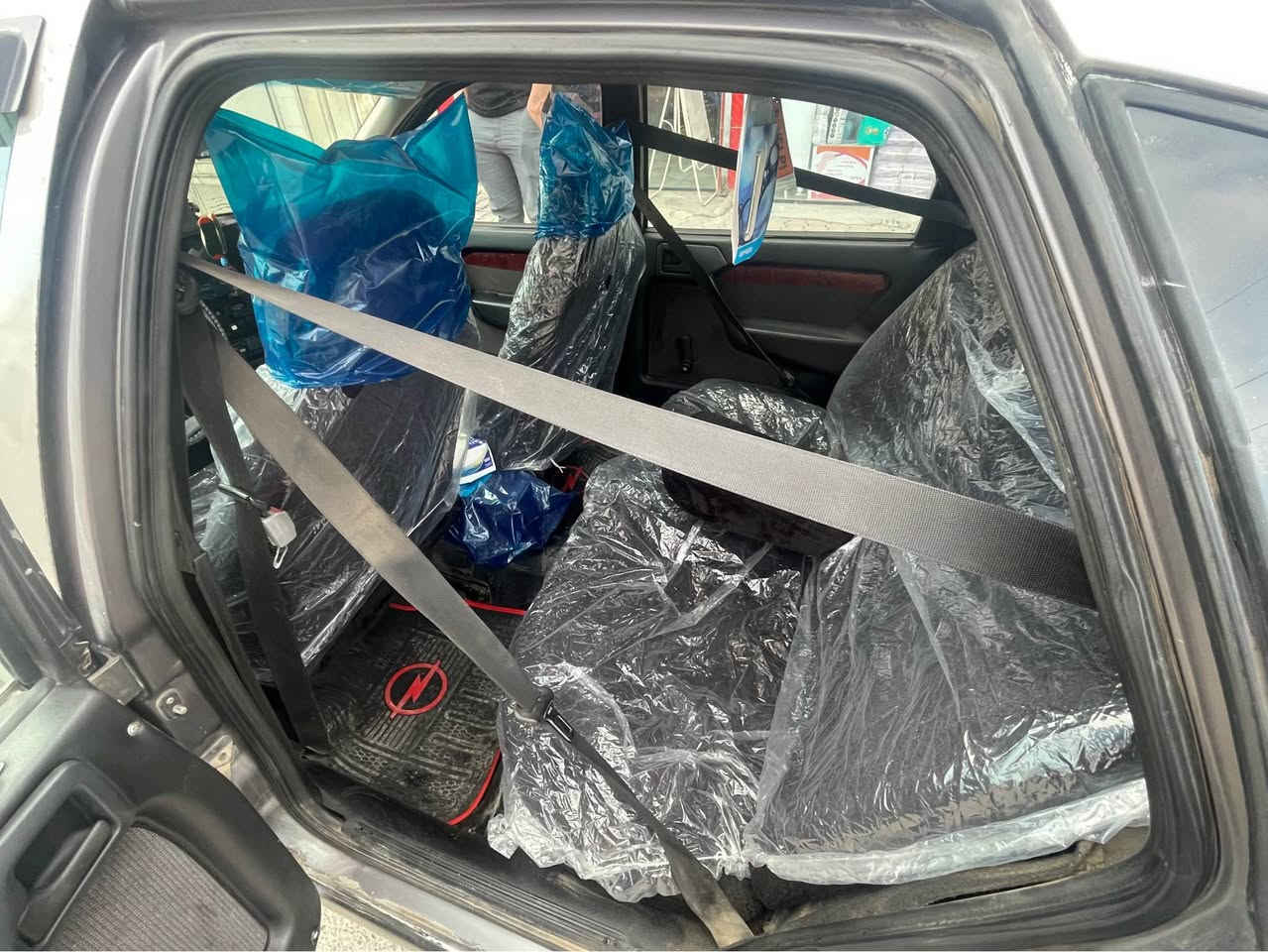 اوبل فكترا موديل ٨٩ سنويه دفتر بانزين تايرات جديده صدر جديد سياره جاهزه سعر ٣٣ وبي مجال بسيط 
*********** كركوك, العراق
