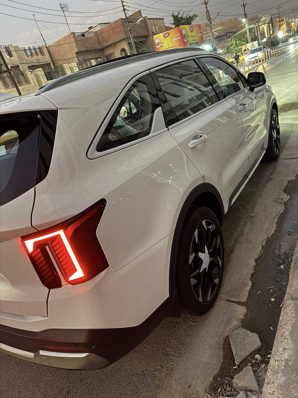 للبيع كيا سورنتو فول 2025 داتا شو خليجي الدولية
السيارة فوووول مواصفات داتا شوو ومكفوووولة حته من الشخط والسيارة ماخذهة زيروو استخدام على ايد وحدة والتحويل 

#مكينة_6_سلندر 
 #ماشية حالياً 13 الف كيلوو 

مكان السيارة #السيدية

#للاستفسار_الاتصال :- *********** 

#السعر 35,500$ بيهة مجال للشراي مو سوالف
