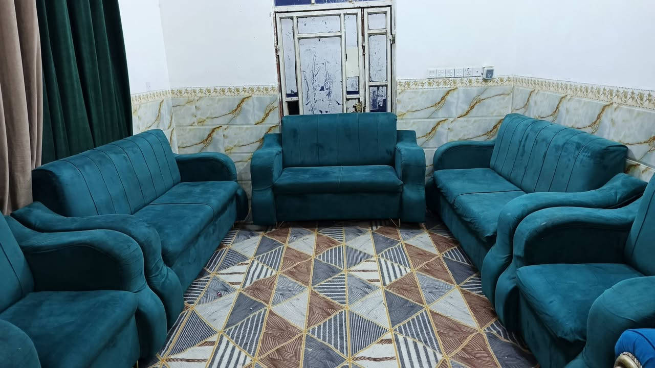 تخم تزكام خمس قطع عشر نفرات مكاني ناحية الصلاحيه وعندي توصيل تفحص يلا تاخذه
***********
