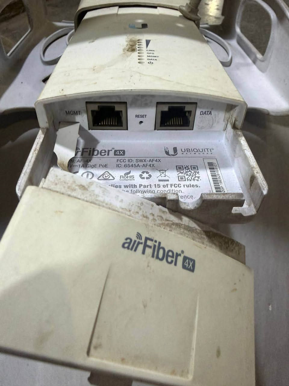 1- لنك 4x ubnt كامل (روكيتات + دشات + شواحن أصلية) اللنك نظيف جدًا
2- تك روكيت 4x ubnt (جديد غير مستخدم)
الموقع / بغداد / الجادرية
التواصل خاص او على الرقم :
***********
يتوفر توصيل كافة المحافظات
