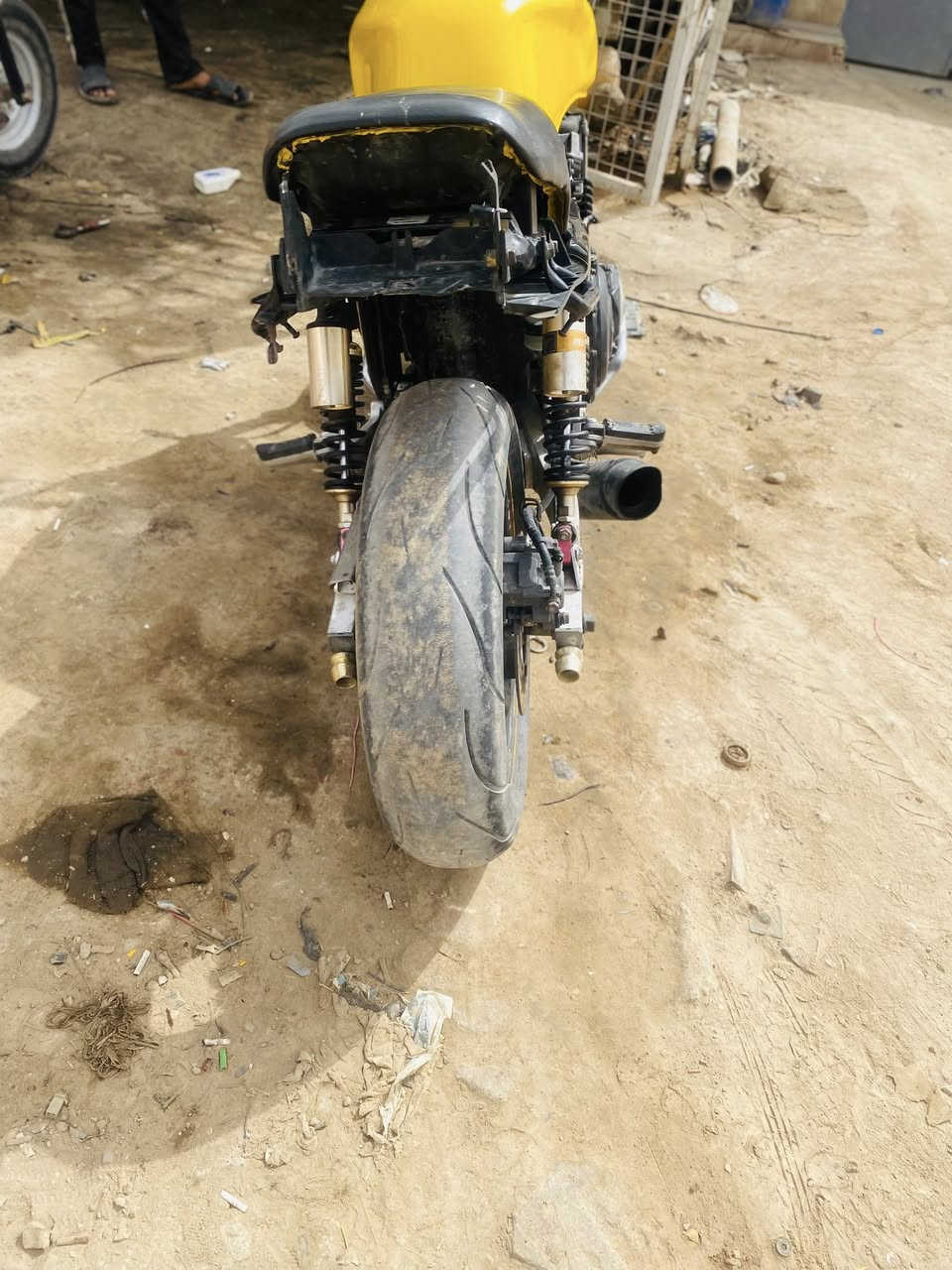 هونده سي بي فور  اوراق  مكان الشطره الفتاحيه


**إذا كنت صاحب هذا الإعلان وتريد حذفه لأي سبب، رجاءا أرسل رسالة إلى الدعم الفني**