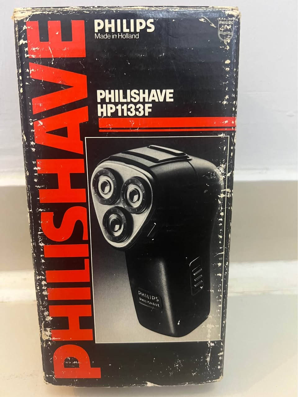 مكينة حلاقة جلاية فليبس موديل سنه 1970في معارض ووكلاء الشركة الافريقية العراقية  وان سعرها انذاك 21دينار عراقي وهي هولندية المنشا 
 الذي يعطل بها هي الشفرات فقط تتاكل …. السعر اعلى سعر ابيع عمارة, ميسان


**إذا كنت صاحب هذا الإعلان وتريد حذفه لأي سبب، رجاءا أرسل رسالة إلى الدعم الفني**