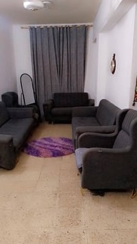 للبيع كلش نضيف ناقصه بس 3رجلين سعره 175 بي مجال ويا تلبيسه للتواصل0770...