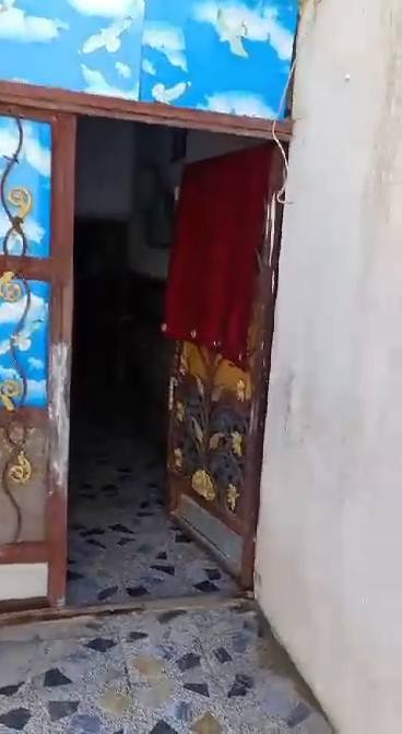 دار للرهن المساحه ١٥٠  يحتوي على غرفتين نوم واستقبال وصاله ومطبخ وصحيات خارجيه
مدة الرهن ثلاث سنوات حي النصر شارع بانزين خانه    مبلغ الرهن ٣٠ مليون

***********
