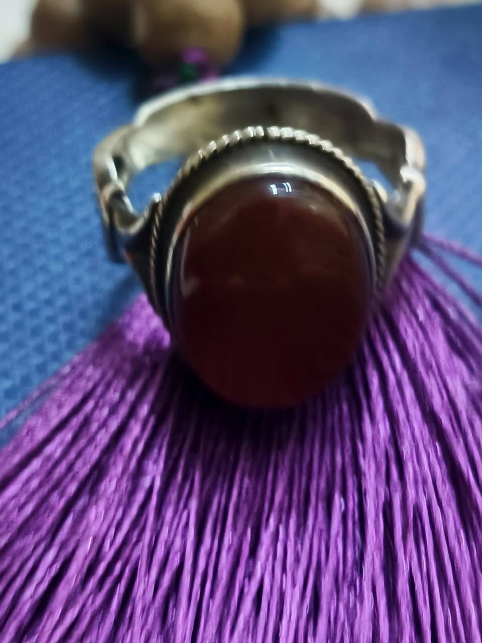 وما توفيقي الا بالله...ماعندي خاص 35الف مع التوصيل ..اجور التوصيل 5 كارت يستقطع امن اجور الخاتم .. ***********..تكسر بالسعر تنحضر،
