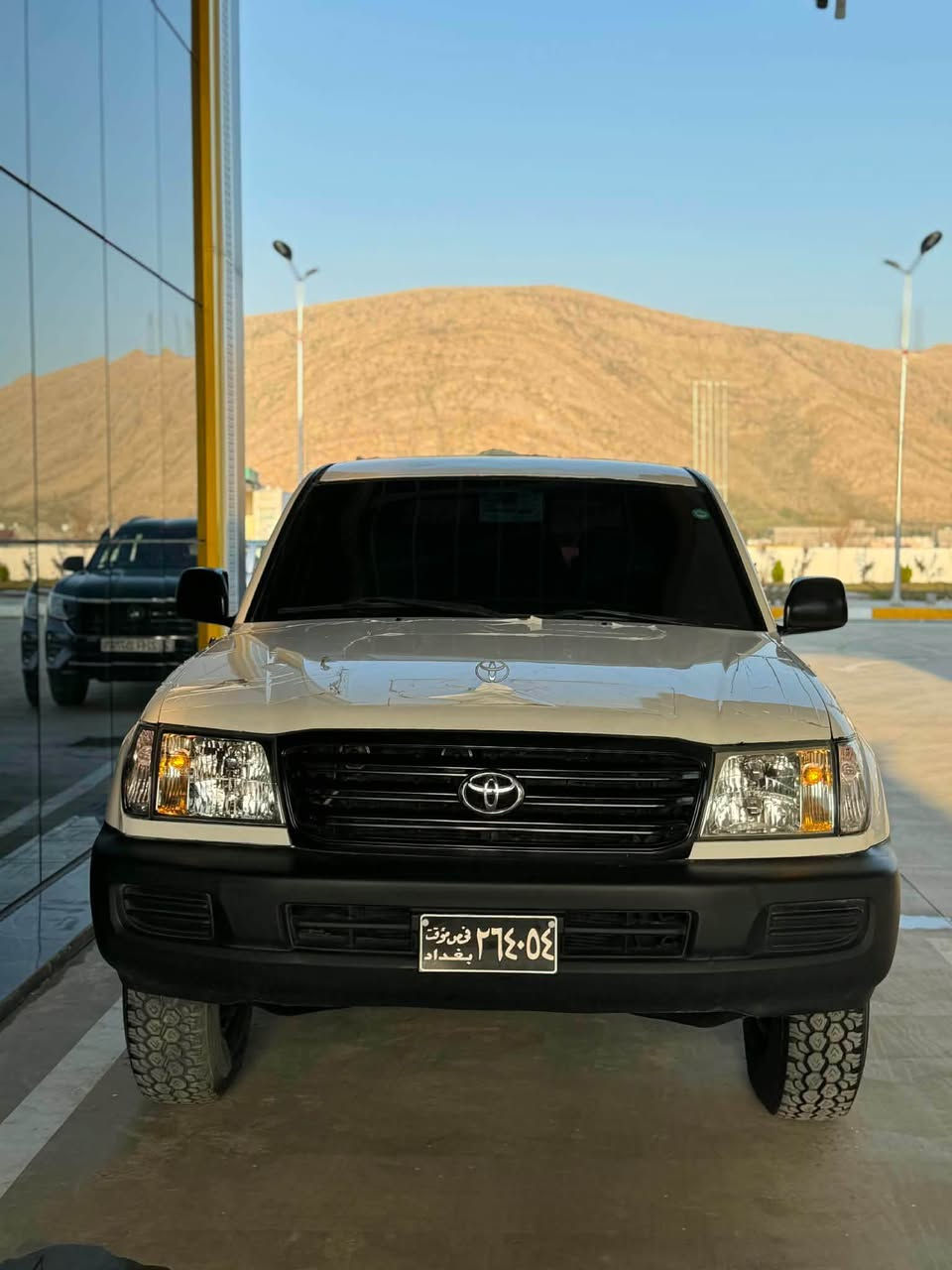 نرخ : 119$ گەڵا و مەحامەلە
تۆیۆتا لاند کروزر (مۆنیکا) (شرطة)
مۆدێل : ٢٠٠٣ 
ئاڕم پلاستیک سلێمانی بەشەرت ✅ 
پێش بچوکی مەرغوب ✅
دەشبول بەرز ✅
پێش تەبەڵە ✅
بۆیاغ : سەقف و چوار دەرگای بۆیاغە (پۆلیسی بووە)
بەشەرتی ئەوەی عام نەبێ و حیزام نەبێ ✅
بێ لێدران و ناو گرتن ✅ 
دەعامی پێشەوە بۆ دەعامی دواوە هیچ مەسرەفێکی تێدا نییە ✅
گێر و مەکینەی بەشەرت ✅
چوار تایەی نوێی تازەی بۆ بەستراوە ✅ 
ژمارەی موبایل: 0751 536 5443 & *********** رانية, السليمانية
