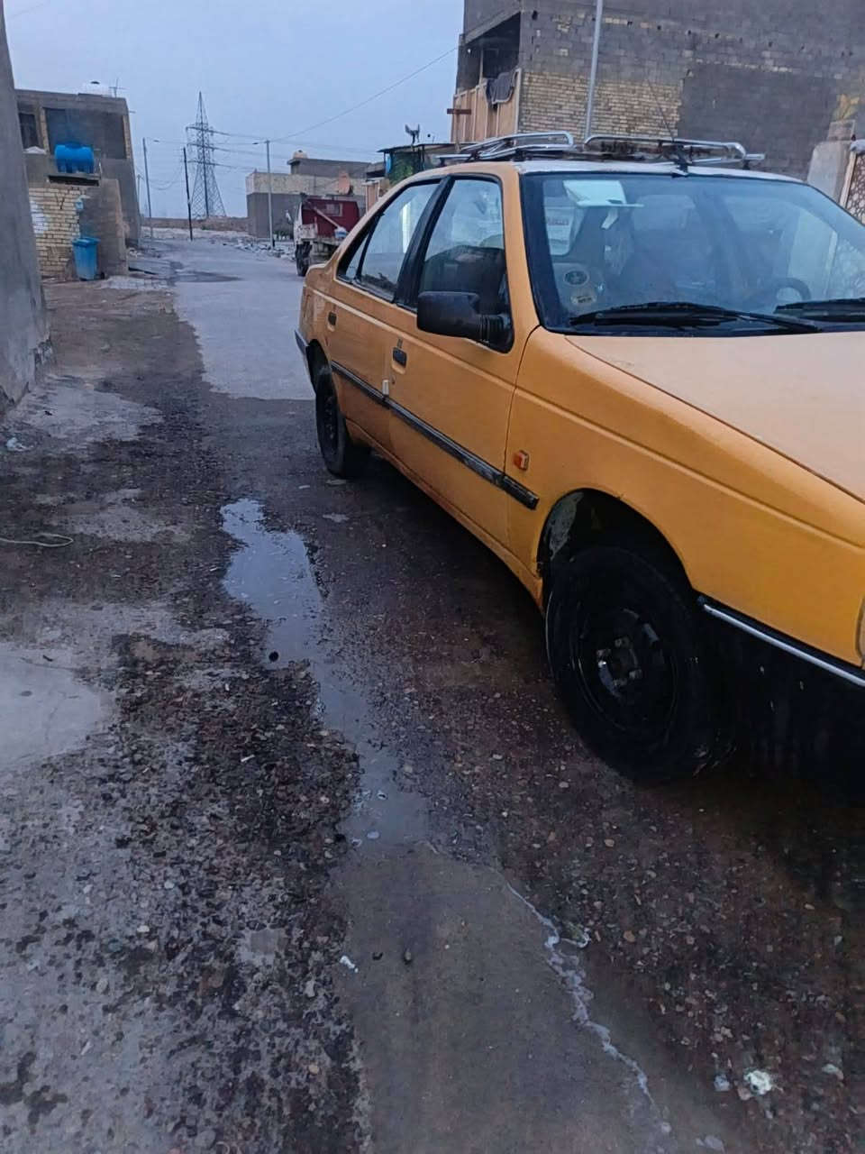 سلام عليكم بيجو روء للبيع موديل9 كير ومحرك مكفول كهربائيات شغاله مثل ما اشوفه بلصورة صدر حداديه جديدة السعر 27وبيه مجال للشراي الرقم *********** المكان بغداد الشعب رقم بغداد ألماني تحويل مباشرة
