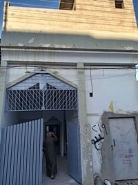 دار للإيجار • حي البكر • ١٠٠م