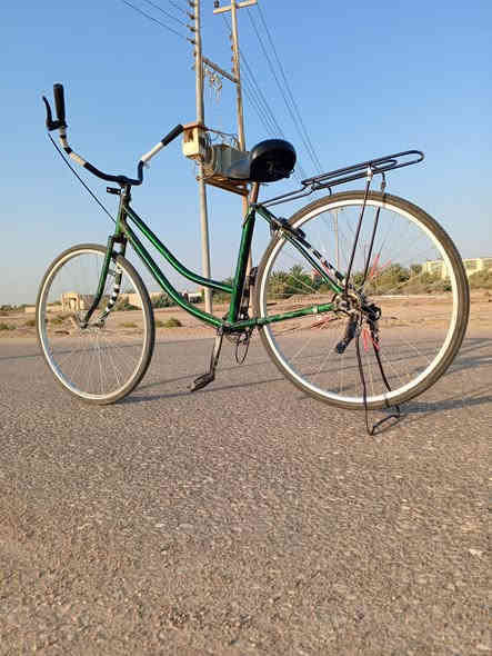 السلام عليكم الباسكل للبيع الباسكل نضافه 90%التفاصيل والسعر خاص او واتساب ***********
