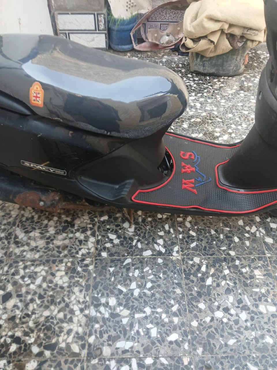 سلام عليكم سبيسي ياباني ما مفتوحه جاهزه سلف كهربائيات دراجه ما ناقصها شي سعر ٦٥٠


**إذا كنت صاحب هذا الإعلان وتريد حذفه لأي سبب، رجاءا أرسل رسالة إلى الدعم الفني**