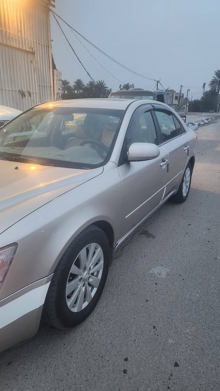 سوناتا ٢٠٠٦ مكينه v6 سياره مصبوغه حزام حادثه جاملغ لأمامي مكينه كير تخم تاير  سعر 80 بيهه مجال مكان سياره لمحموديه ***********
