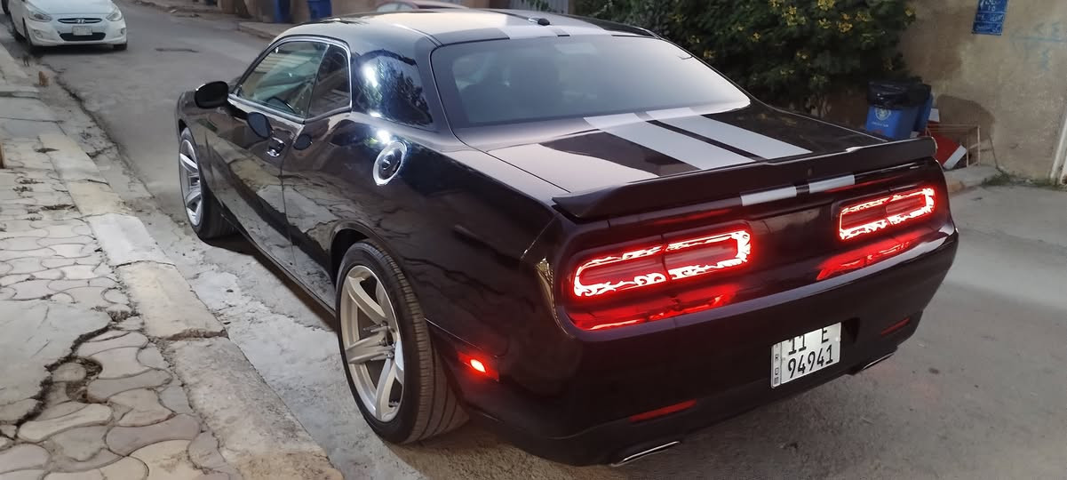 سلام عليكم جالنجر sxt ٢٠١٩ مصبوغه عام جمالية حادثها بجم تفاصيل الحادث ع الخاص بغداد باسمي السعر 130 وبيها مجال تشوفها غاليه ومتفيدك اعبر المنشور مابايع زيرو للاستفسار ***********
