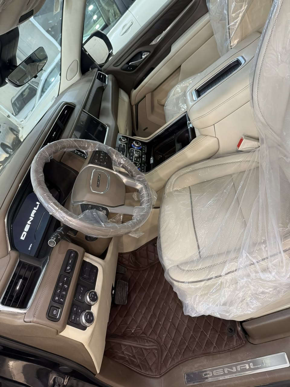 GMC Denali جي ام سي دنلي 2023
خليجي
وكالة المنصور
كفالة عامة ، مغلفة ppf ابو 3000$
ماشية ٣٥ الف صيانة وتبديل دهن كله بلشركة
مكان السيارة بغداد 
السعر 552$ وبي مجال للشراي
***********
