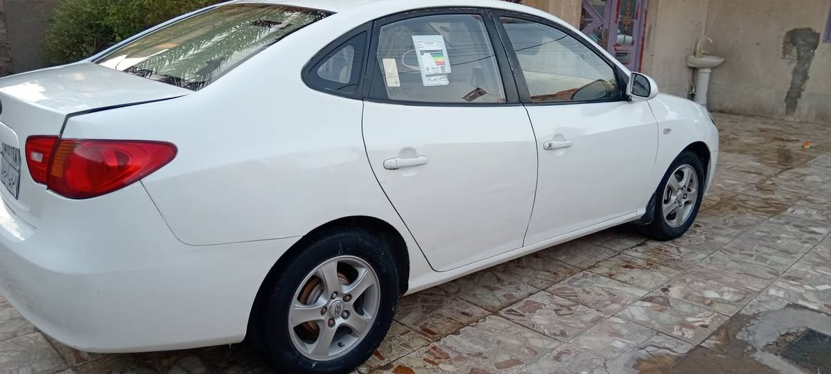 للبيع النترا موديل ٢٠١٠ ادوات كصة جنطة السيارة مكينه كير كفاله تبريد ثلج حدادية تمام متومة أربيل السيارة جاهزة السعر ٤٠ وبيها مجال مكان السيارة البصرة خور الزبير رقم الهاتف ***********
