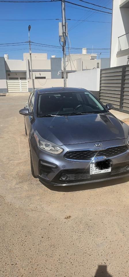 كيا فورتي 2019 EX
محرك 2.0 اقتصادي جداً

قير CVT ناعم

شاشة كبيرة + Apple CarPlay

كامرة خلفية

سنسرات + مثبت سرعة

LED نهاري

تبريد قطعتين

كشنات تدفئة 

ستيرن تدفئة

مثبت سرعة

ردار 

تحذير اصطدام امامي

فرملة طواريء تلقائي 

تثبيت سرعه 

شحن واير لس 

نقطة عمياء

مكيف ثلج

داخلية نظيفة جداً

صرفية ممتازة للبنزين 🔥

وارد امريكي  

سيارة مرتبة وما تحتاج شي

✅ مناسبة استخدام يومي

✅ جاهزة للفحص

السعر 140 وبيه مجال 

📍الموقع: كربلاء

📞 للاستفسار ***********

