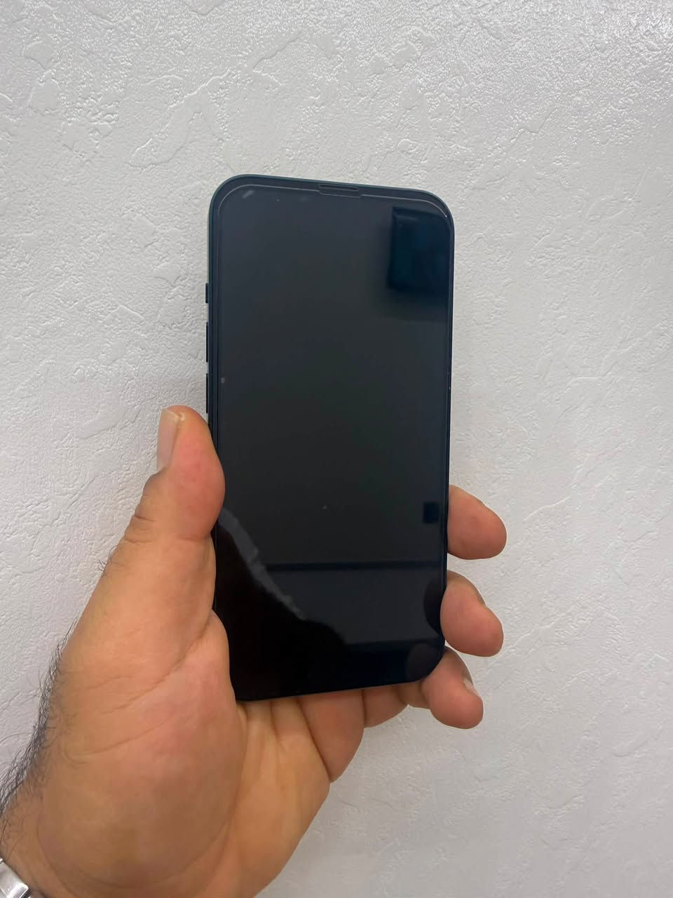 iPhone 13
128Gb
2. sim 
🔋83
موبايله كه زورجوانه /١٠٠باکه 
نه کراوه ته وه گرنتی (۱۰)روژی له گه له 
نرخی ته نها (330$) 
ناونیشان جاده ی مه وله وی سه ربرده که 
بازاری به هه شت بیشانگای باوان 
ژماره ی دوکان (25) 
ژماره ی موبایل ***********
