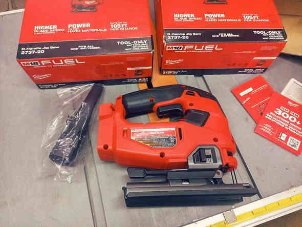 منشار تخريم ميلواكي شحن
M18 فيول برشلس اخر اصدار 
صنع فيتنام 
مكاني بغداد حي العدل 
يوجد توصيل 
***********
واتساب
