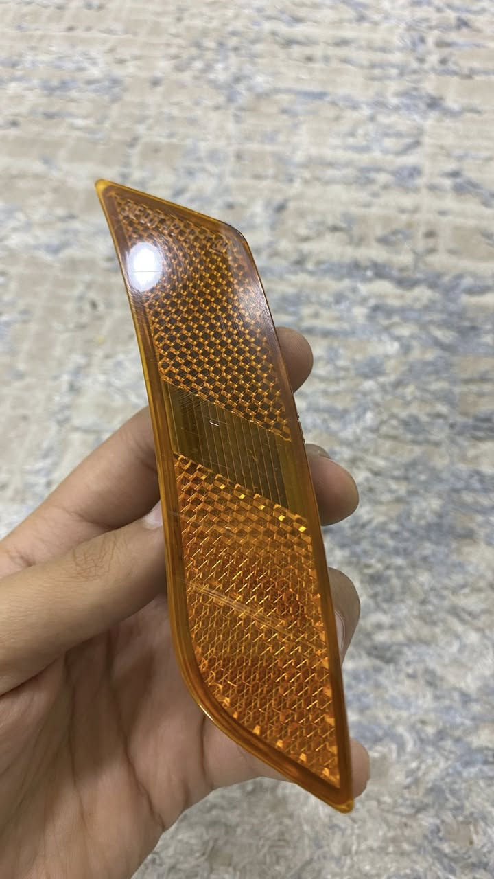 السلام عليكم 
فسفورات امامية يمين ويسار اصلي 
بلايزر ***********
