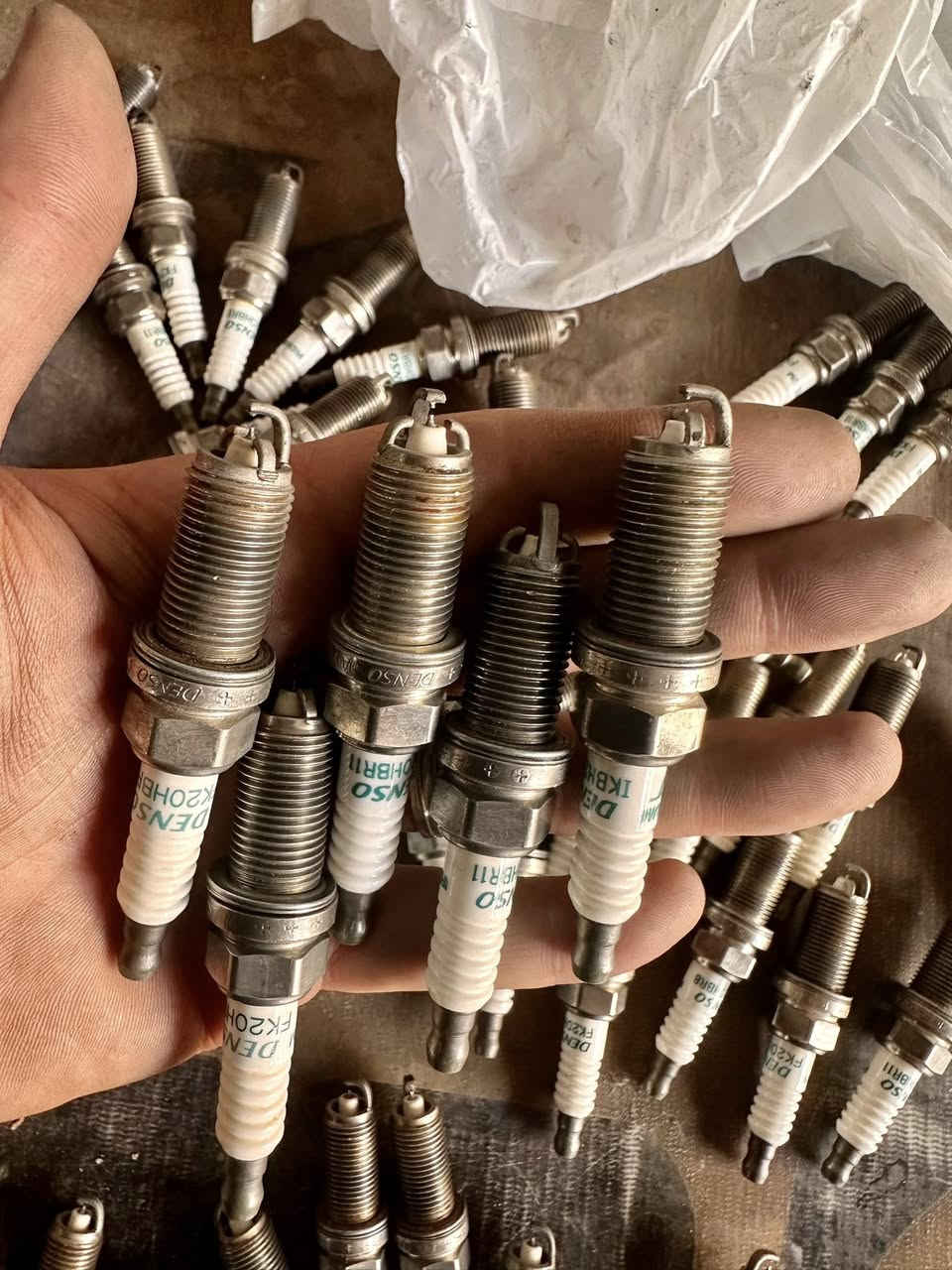 بلكات دنسو دبل ليزر .
ودنسو ثلاثي عكرب  16 *16 
اصلي تفصيخ شرط الشغل والنظافه 
توصيل جميع المحافظات 
*********** واتساب
