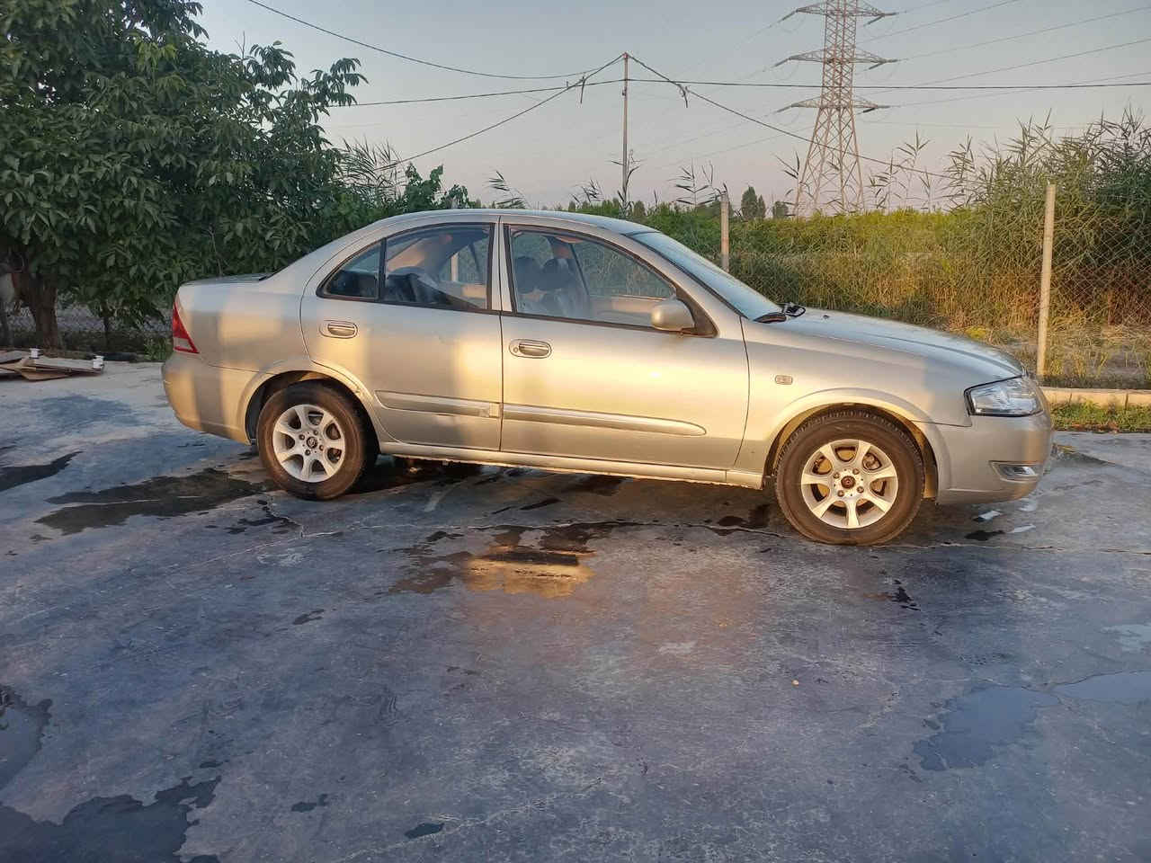 پێشەکی سەیارەکە هی من نیە پەیوەندی بە خاوەنی بکەن

گێر ئۆتۆماتیک

سێ پارچەی پێشی بۆیاخە
بەبێ ناوگرتن

گێر و مەکینە  بێ عەیب و نەکراوە 

سەنەوی تا ٢٠٣١ تازەیە
بەناو خۆمانە 

ناونیشان چوارقوڕنە 

***********
*********** رانية, السليمانية
