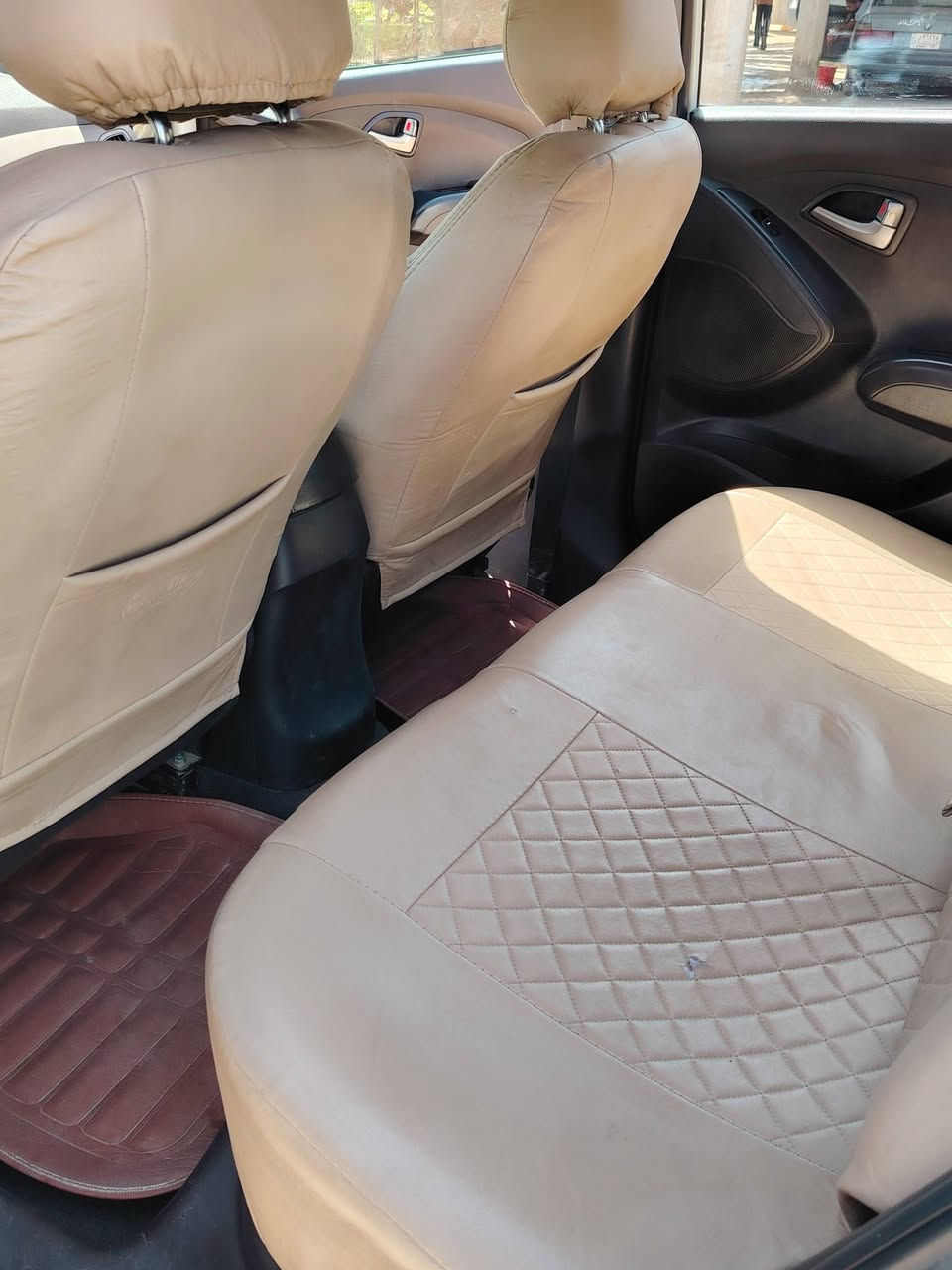 توكسان للبيع بيع مستعجل موديل 2011 محرك مامفتوح كفاله رقم نجف بسمي سنويه لل 28 مكان النجف الاستفسار ***********
