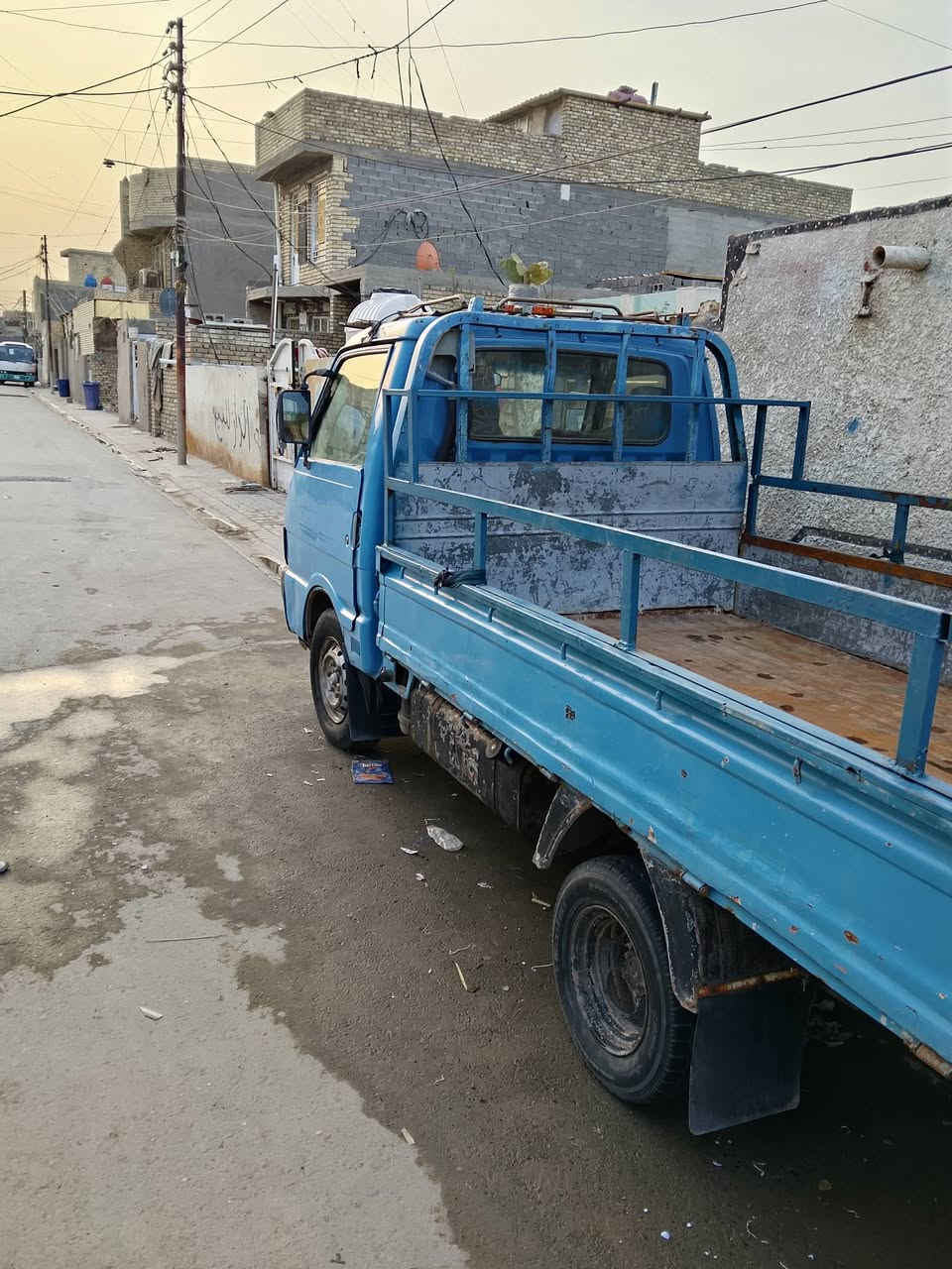 اسلام عليكم بنكو موديل 93 السياره جاهزه من كلشي السعر 45 وبيه مجال للشراي مامتواجد على الفيس للتواصل ***********
