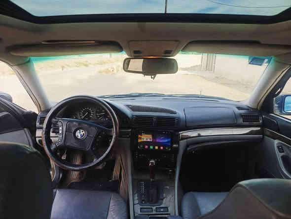 السلام عليكم للبيع BMW 740i خفاش فول مواصفات
⚡محرك وكير جدد 
⚡تبريد ثلج
⚡ محرك V8 740i
⚡سلايت جام 
⚡ رقم دولي
⚡بردة كهرباء
⚡صندوق شفط
⚡كشنات جلد كهرباء
⚡تخم تاير اصلي
⚡3شاشات
⚡تحكم ستيرن
⚡لايت زنون بلادي
   @@ السعر 75 $ @@
  للاستفسار الاتصال على ***********
