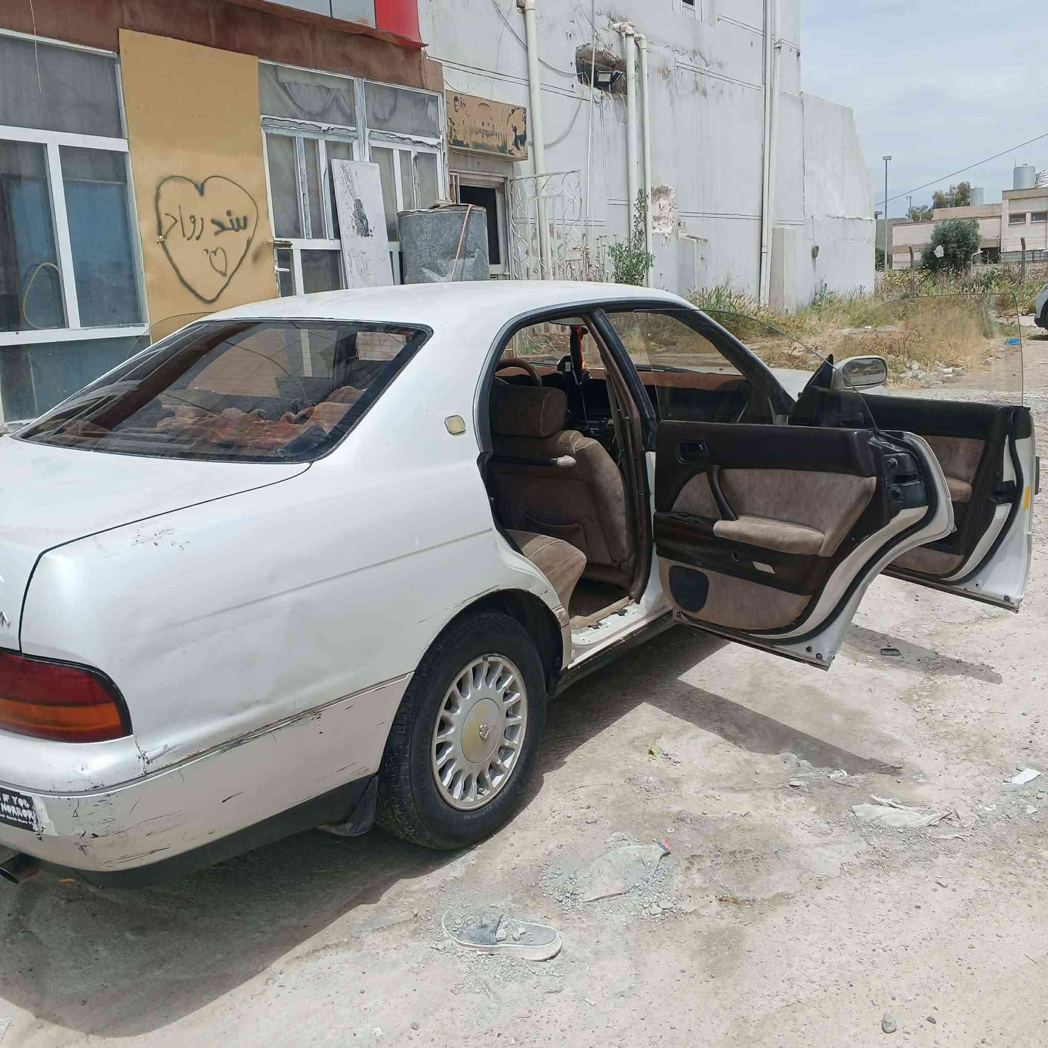 موديل ٩٣ راقم انكليزي سنوي ٢٠٣٠ بي بطقه بنزين بدون صوبغ ٤ طيرت جدد بطري جديد كهربيت شغال باس تبريد مايشتغال يردلهه ترتيب. اخون مروس اد اكو كيه حمال حته لو جو موديل اد بيع ٥٠ بي مجال مكان سيار كركوك ***********
