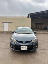 كورلا موديل 2016 وارد امريكي سيارة بيها ٣ قتع صبخ بيدون دواخل و ايربكا...