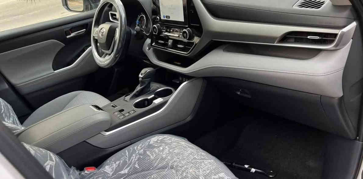 سعودي  ( عبد اللطيف جميل ) km.0 ✅

فول مواصفات  GLE

🚘 المحرك 2500 هايبرد

🚘  7 راكب

🚘 فتحه سقف سلايت

🚘 صندوق كهرباء 

🚘 كيجات ديجيتل رقمية

🚘 شاشة كبيرة + كاميرا خلفيه 

🚘 بردات ابواب خلفيه + بردة خلفيه

🚘 كرسي السائق كهرباء

🚘 هند بريك كهربائي 

🚘 حساس خلفي + امامي

🚘 مري قابل للطي كهرباء

🚘 3 انظمه قيادة 

🚘 لايت فول زينون بك لايت LED

🚘 ويل كب قياس 18 أنش 🛞

🚘 تحكم تبريد خلفي منفصل

🚘 منافذ USB + TPC

🚘  باقي مواصفات الهايلاندر معروفه  

 

ماشيه 5000 @إشارة

 

‼️ لمعرفة السعر ***********

للاستفسار يرجى الاتصال على الارقام الاتية 📱:

 

52 مليون عراقي

363$
