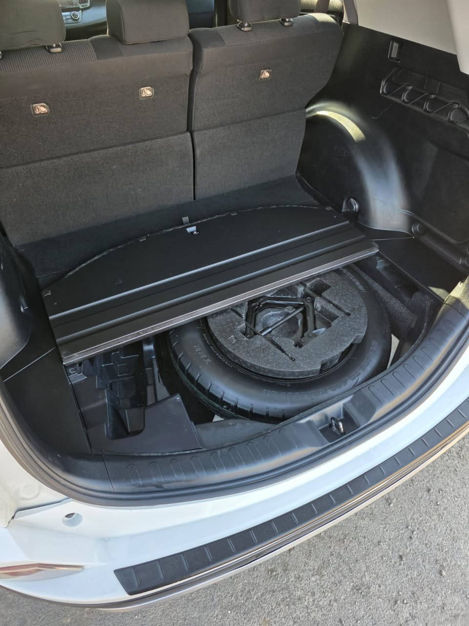 سلام عليكم سيارة للبيع فقط رف فور  موديل 18 سيارة كلين ماشية 53 ميل العنوان بغداد بلديات وهذا رقم صاحب السيارة  ***********وتساب او اتصال عادي اني مكلف بلنشر  من رخصت صاحب الكروب
