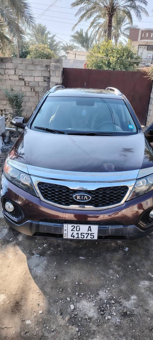 سورنتو للبيع
موديل 2012
محرك 4 سلندر 
مكينة 2.4 لتر 
تدفئة تبريد
السعر 125$
المكان :بعقوبة 
للتواصل :***********
