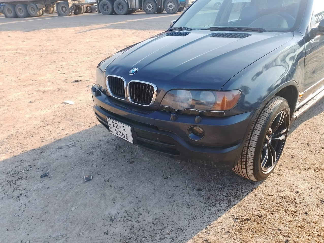 للبيع اكس فايف موديل 2002جاهزه محرك لكزز وكير لوك جدد حداديه نضيفه مصبوغه جماليه والصور موضح بيهن الداخل والخارج الي يحب يتصل ***********
