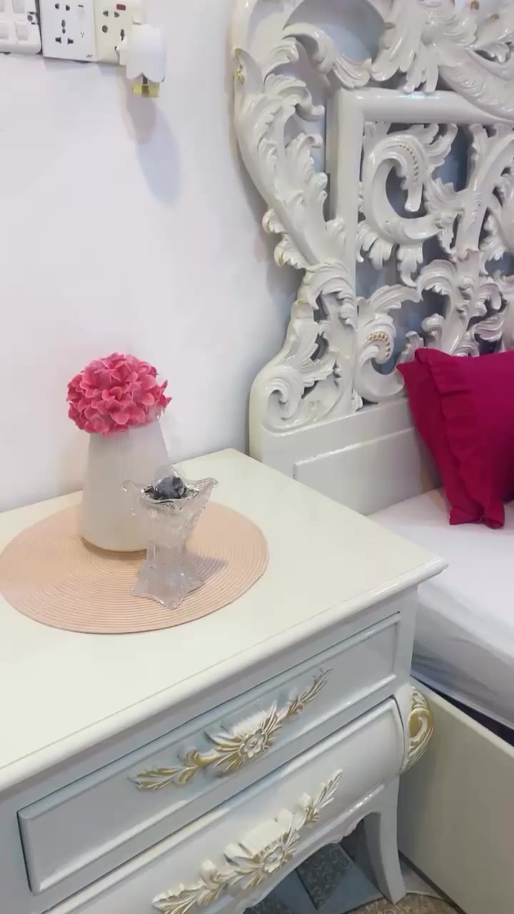 غرفة مستعملة كويتي نظيف تتكون من ٦ قطع اللون أوف وايت


**إذا كنت صاحب هذا الإعلان وتريد حذفه لأي سبب، رجاءا أرسل رسالة إلى الدعم الفني**