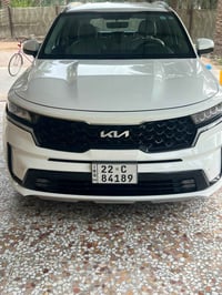 سورنتو خليجي موديل23  كفاله عامه فول ماعده الفتحه  ماشيه 38الف مال بيت...