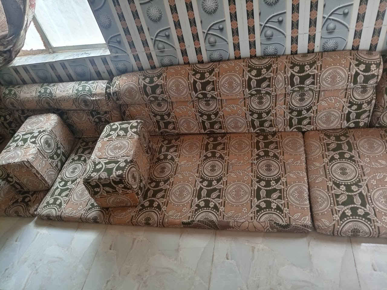 جلسه خليجيه ٢٥٠ بيه مجال مامستعمله هواي ***********

