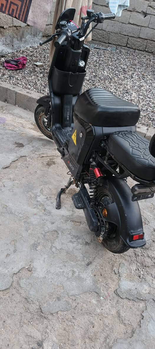دراجه X900 مضيفه بطاريات جدد كهرباىيات كلها شغاله تايرات جدد ..بصره جزيره.. سعر 350 وبها مجال ***********
