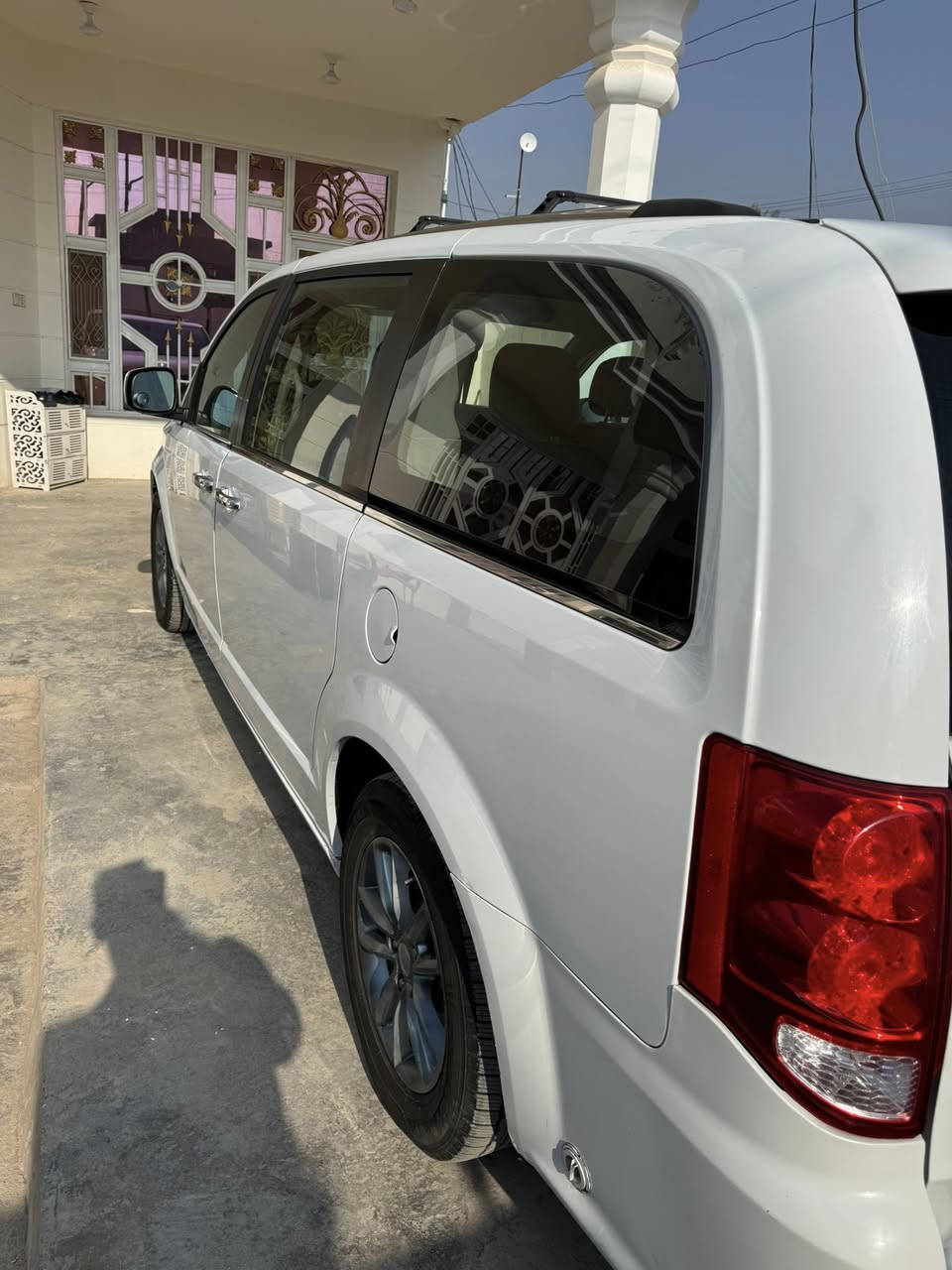 دوج كرفان موديل: 2019

الفئة: crew (اعلى فئه)

📄 السيارة رقم بغداد دولي باسمي سنويه ل 2030

🔹 السياره كلين تايتل 

🚗 المواصفات:

 • محرك 6 سلندر 3600

 • كشنات جلد

 • كراسي كهرباء

 • حساسات إطارات

 • نظام فرامل ABS

 • كاميرا خلفية

 • جام 6كهرباء

• ⁠• كشنات بلع

•بيبان + جنطه كهربائي

 • شاشة قلاب

 • 3 قطع تبريد

 • 5 ويل كب

بيها منظومة غاز كاملة، تحويل بنزين / غاز بكل سهولة

💰 السعر: 198 ورقة وبية مجال 

📞 للاستفسار:
***********
***********
