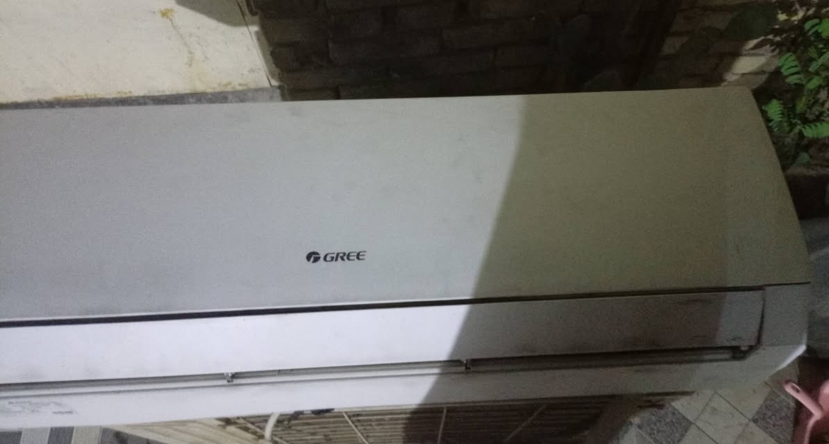 سبلت للبيع ٢طن استخدام ست أشهر ب٦٠٠ وبي مجال شراي يجي خاص
***********
