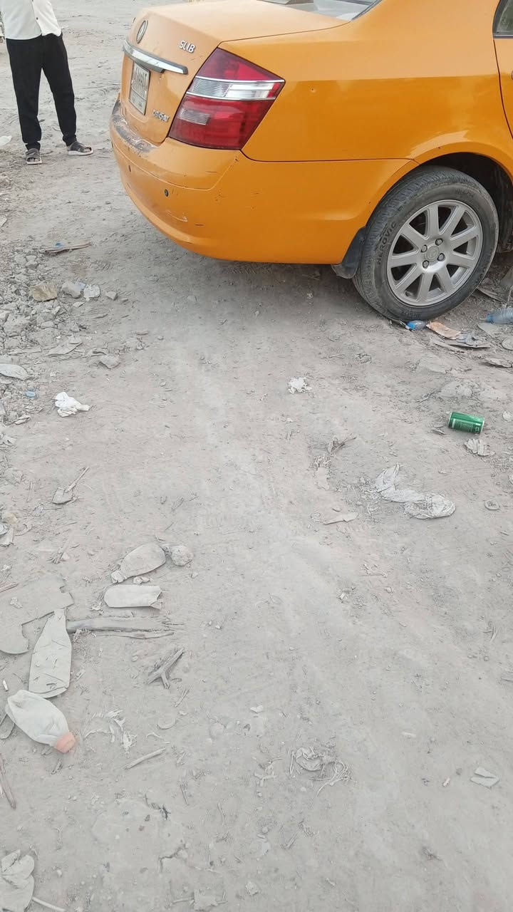 السلام عليكم سياره للبيع موبل جيلي 2013كير اتو الكير بيه شويه ضعف محرك 1800بلاد كلش نضيف تبريد ثلج رقم بغداد مشروع وطني السياره بااسم جيراني تحويل ثاني يوم السياره مكفوله السعر 32وبيه مجال بصيط اتصل وتدلل ***********مكان السياره بابل المسيب ناحيه السده
