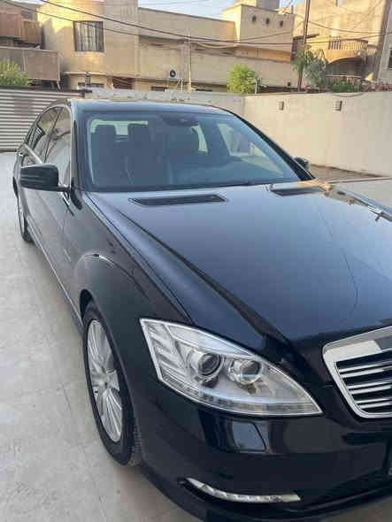 مرسيدس s550 سوداء لارج موديل ٢٠٠٧ 
محدثه ٢٠١٣ Amg فول فول مواصفات 
باسمي رقم اربيل  والسياره باسمي والسنوية ساقطه 
رقم صاحب سيارة ***********
