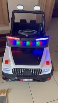 سيارة أطفال • جي كلاس • ريموت تحكم