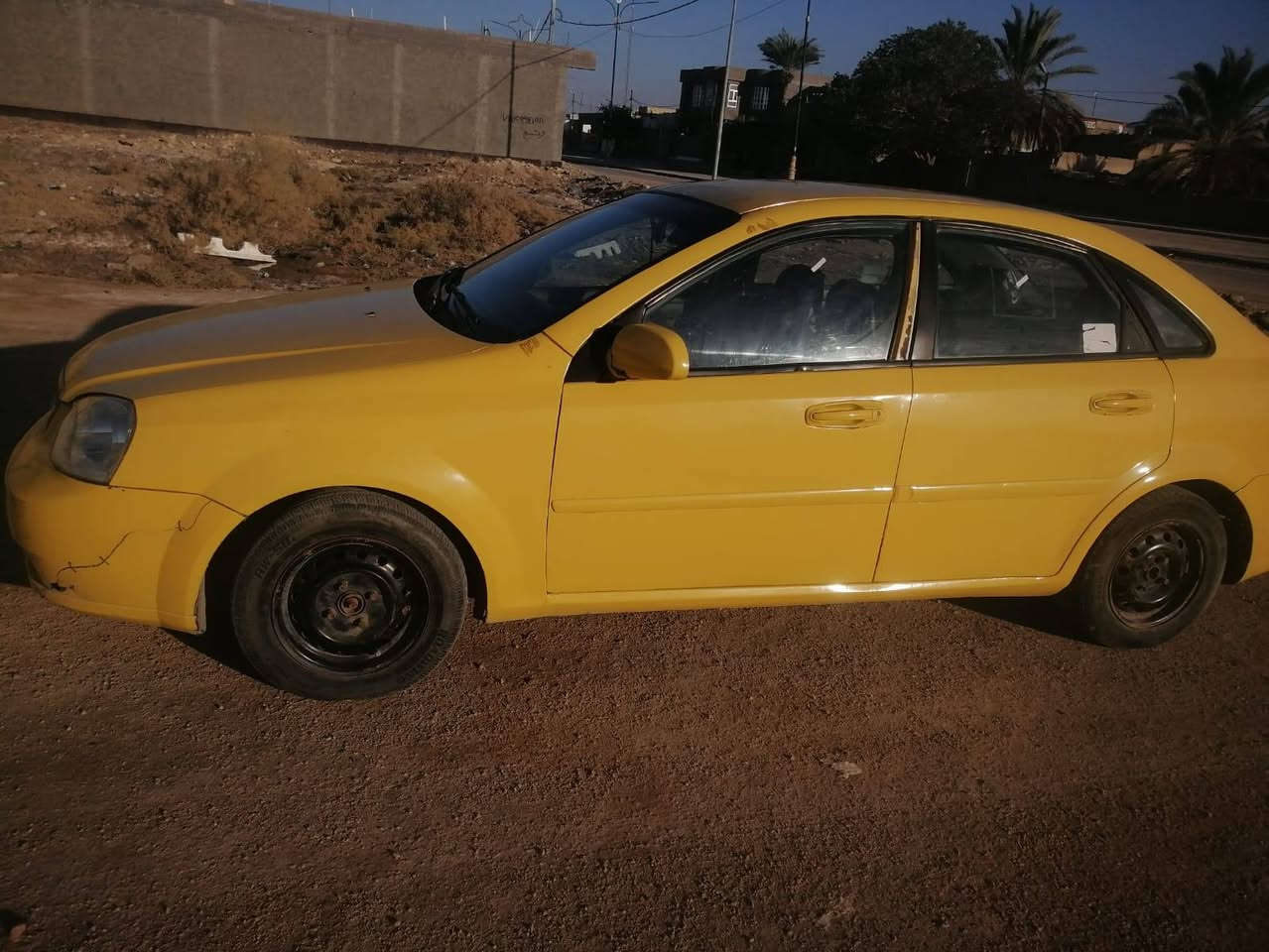 وبتره للبيع رقمه احمر ابيع كومة حديد ٣٥ مع المجال 
موديل 12 للتواصل على الرقم ***********
