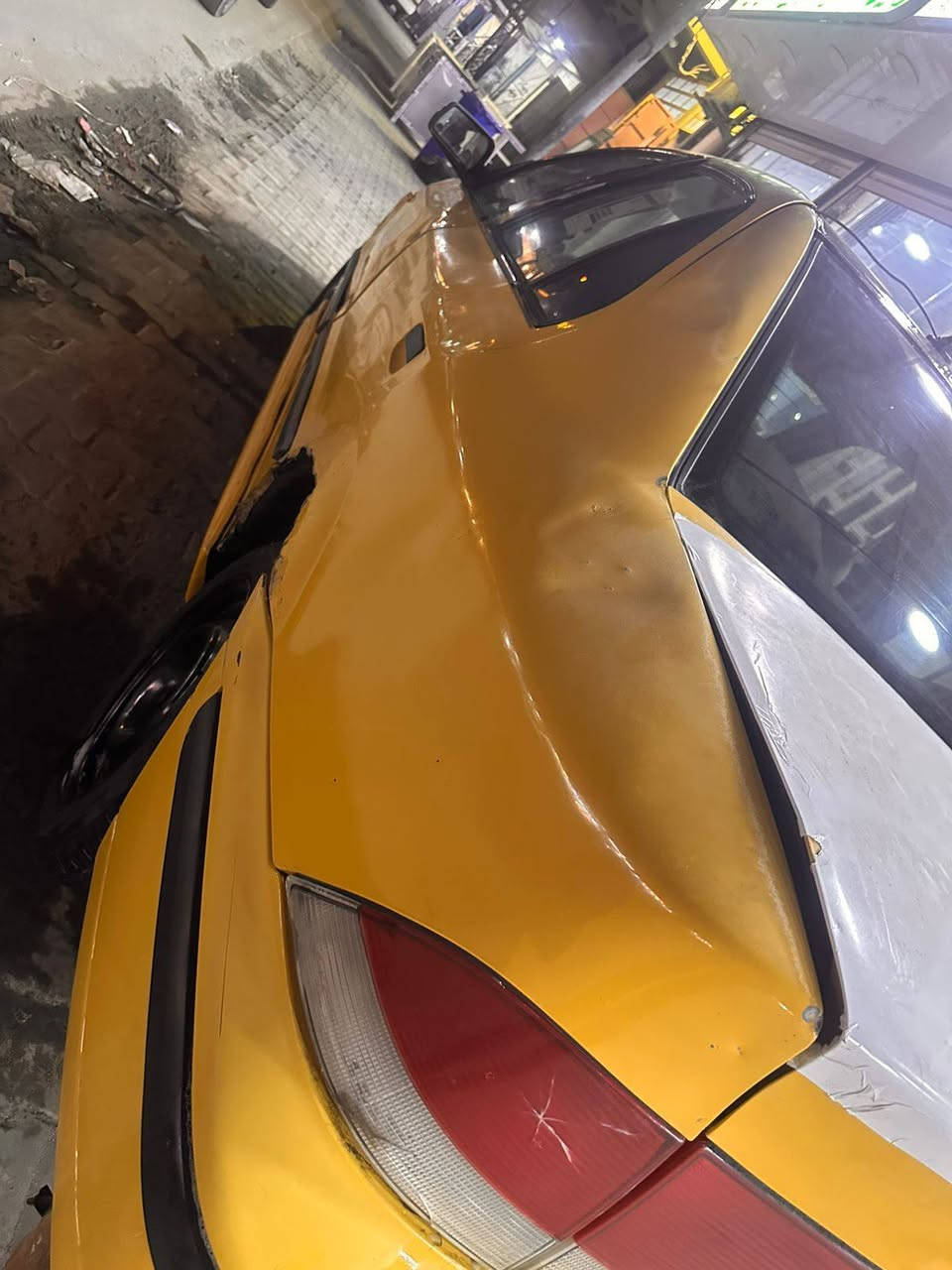 السلام عليكم سمند ٢٠١٢ مكفوله لا ضربه ولاتبديل مكينه كير خير من الله حداديه حداديه تخم تاير كهربائيات كله شغاله دواخله نضيفه السعر ٢٣بيه مجال قليل مكان السياره البصره ***********
