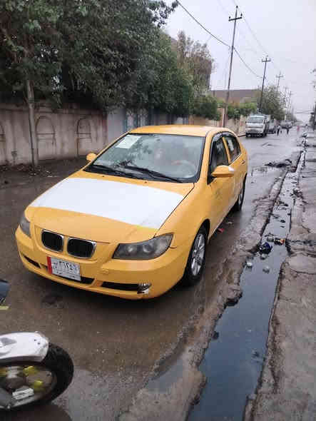 السلام عليكم ليفان للبيع 2011 مكينه كير عل فحص كير اتوماتيك بيها ضربه بل صندوك مصلحه  او بيها ضربه من كدام مصلحه طخم جديد كاربون بانزين شرط تحويل سنويه لي   2030 مشروع وطني  سعرها ٣٦ بيها مجال ***********
