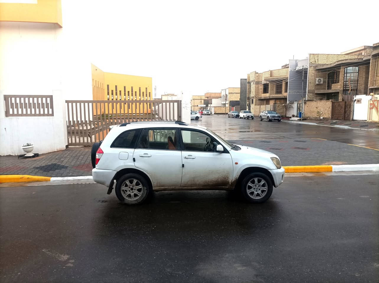 السلام عليكم اخوان تيجو 2012 سعر السياره ب 42 عنوان السياره كربلاء كير محرك وحداديه كهربائيات جاهزه بيها رشاد صبغ بدون ضربه ***********
