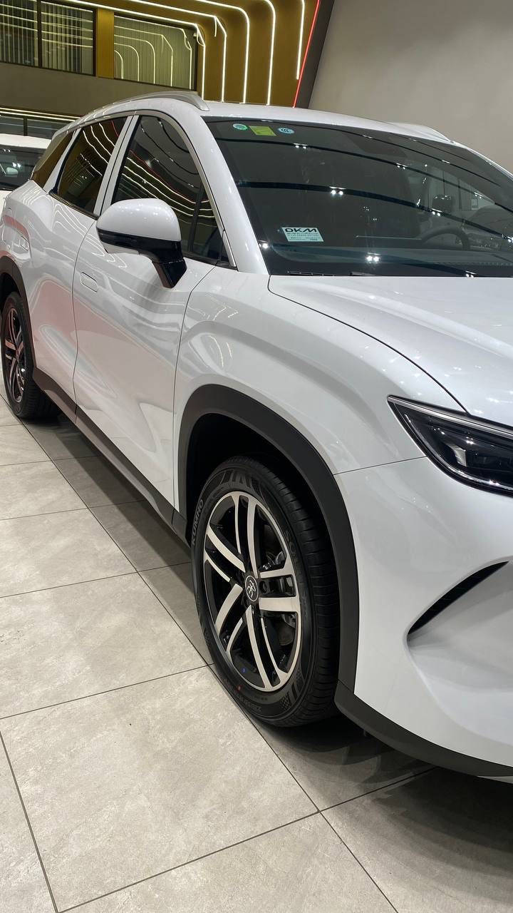 🔥 حصرياً لدى شركة ديار الكرم 🔥
🚘 Song L 2025 – الفخامة بمعناها الحقيقي

✨ مواصفات استثنائية:

• فتحة سقف بانوراما
• بصمة تشغيل + بصمة أبواب
• حساسات أمامية وخلفية
• ٤ كاميرات محيطية ٣٦٠°
• مقابض مخفية أنيقة
• داخلية قرميدية راقية
• كشن كهربائي مريح
• شاشة دوارة حديثة
• تبريد خلفي قطعتين
• صندوق كهربائي
• ويل ١٩ رياضي

📍 متوفرة حصرياً في بغداد – معارض البياع – الشارع الأول المميز
💰 بسعر كلش مناسب 🔥🔥🔥

📞 للتفاصيل والحجز: ***********
