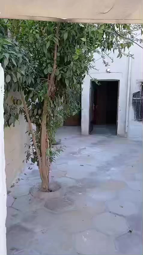 السلام عليكم بيت للايجار 100متر طابقين شارع الشريفي الاتصال ***********ابو عبدالله
