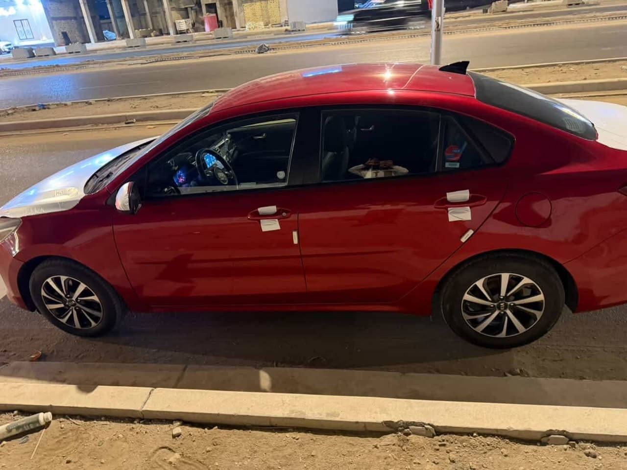 سلام عليكم كيه ريو مديل ٢٠١٩بصره حره سياره فول sكير مرغوب مو كهربائي وارد امركي ضربتها بنيد جاملق صفحت السايق ضار بيها ارباك البرده ودركه وبيها جزء من تكمه صفتح الصدر معجون وصبغ بيها ساره ماشي ٧٢ ميل كير مكينه حداديه جديده سياره شوفتها كلش حلوه سرعها ١٠٧ وبيها مجال جداً قليل رقم ***********
